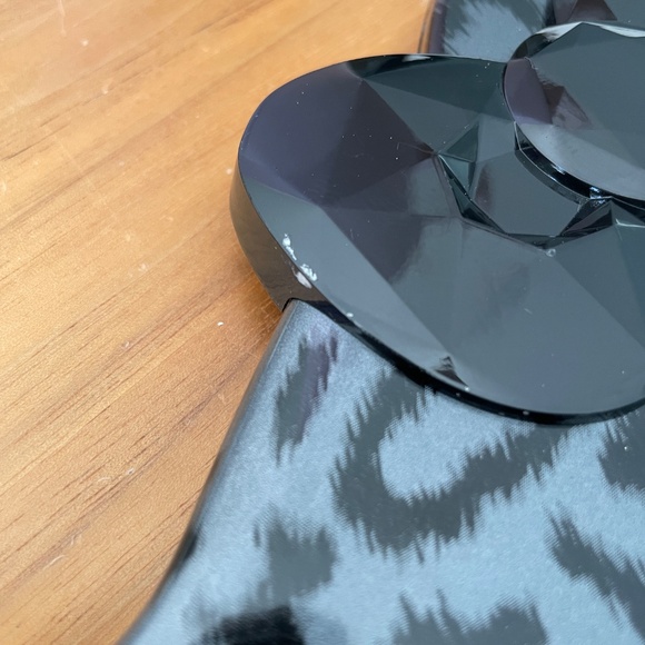 Hello Kitty | Leopard Print Hand Mirror - Picture 3 of 3